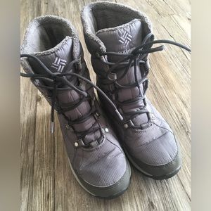 Columbia winter boots waterproof 200 grams women size 6